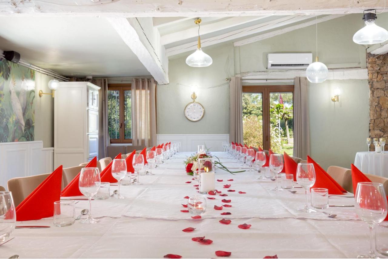 Les Pins Blancs En Provence Hotell Le Muy Exteriör bild