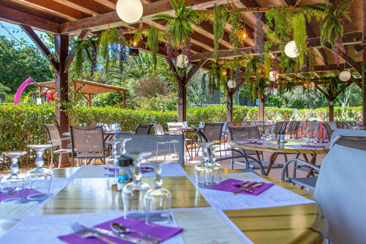 Les Pins Blancs En Provence Hotell Le Muy Exteriör bild
