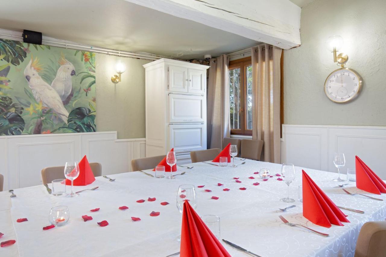 Les Pins Blancs En Provence Hotell Le Muy Exteriör bild